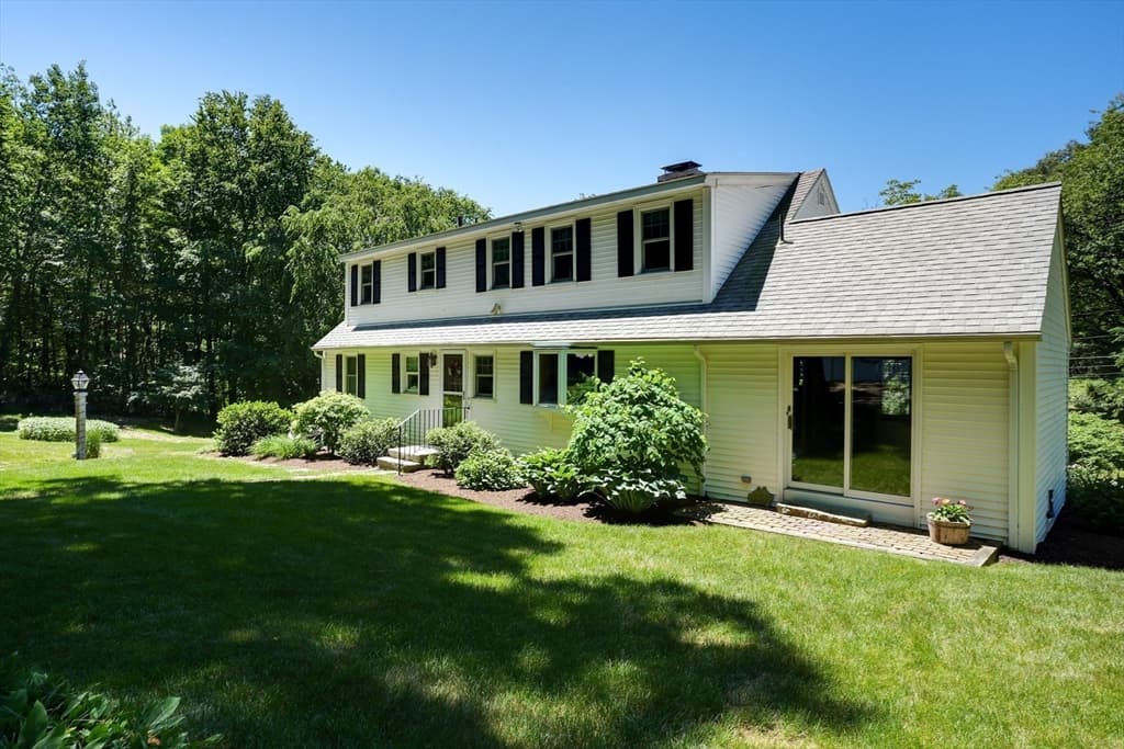 42 Ball St, Northborough MA 01532 photo 20