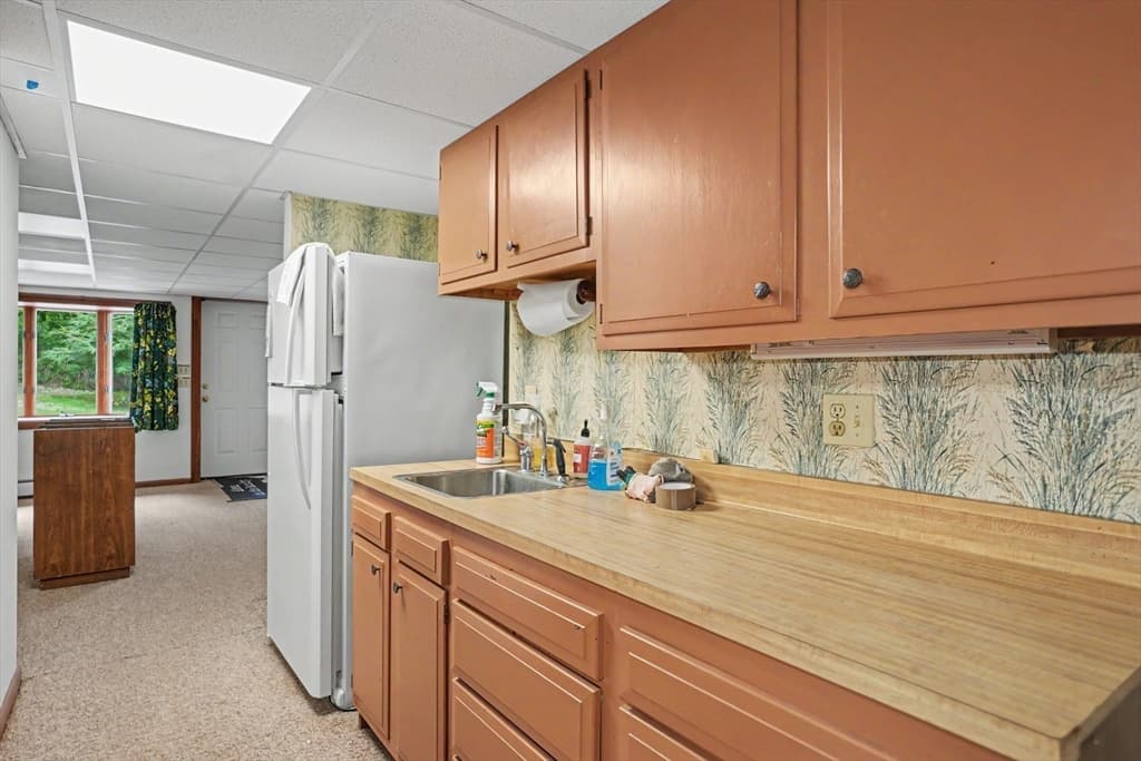 42 Ball St, Northborough MA 01532 photo 19