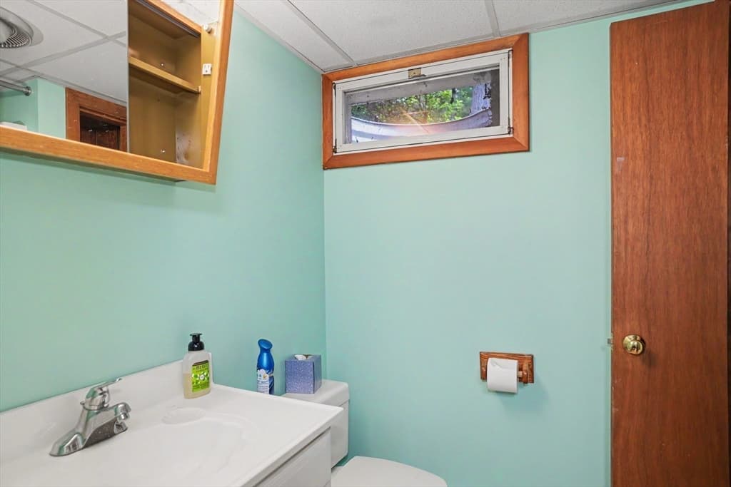 42 Ball St, Northborough MA 01532 photo 21