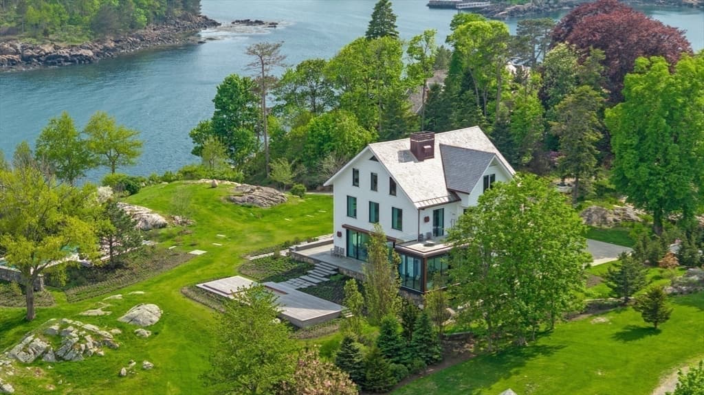 20 Crowninshield Road, Marblehead MA 01945 photo 35