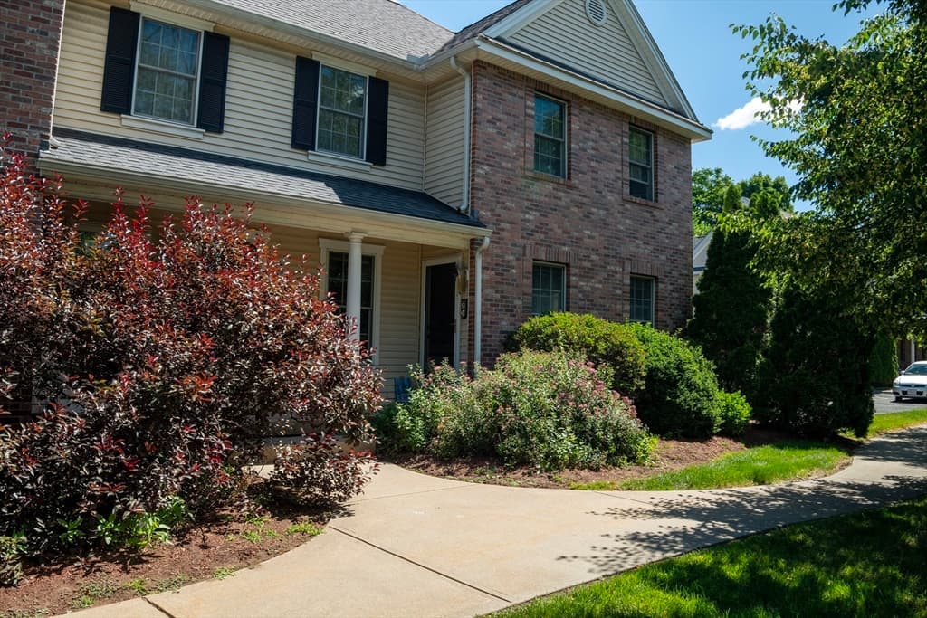 Condominium at 138 Main St # 9, Westfield MA 01085, Westfield, photo 2 of 30