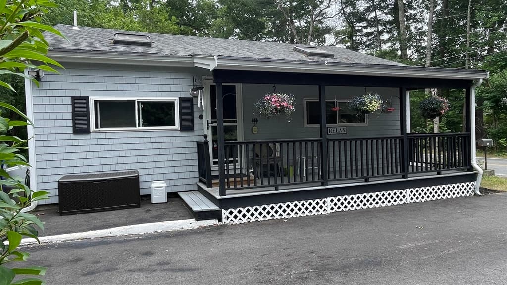 Single Family Residence at 171 Mill St, Raynham MA 02767, Raynham, photo 4 of 16