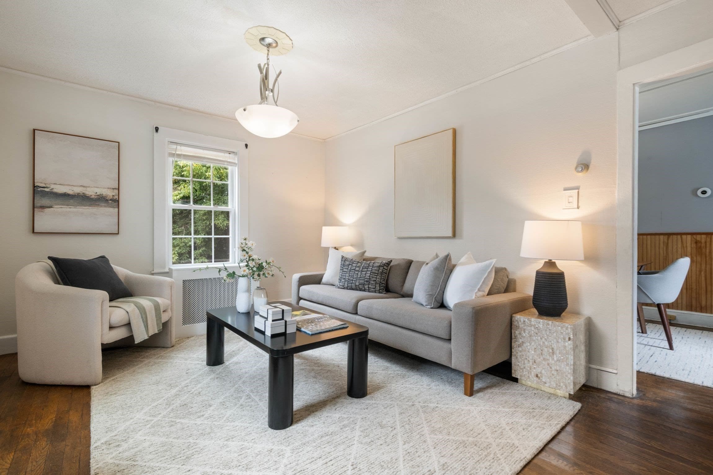 8 Pulaski St, Peabody MA 01960