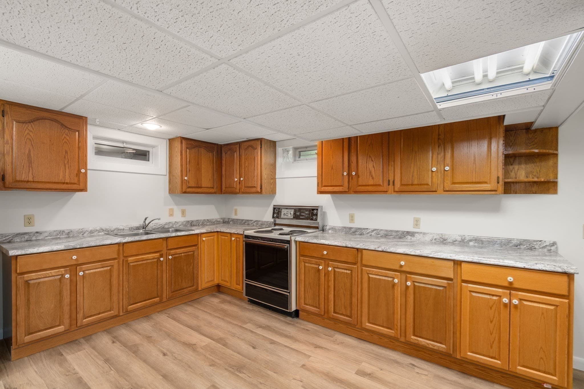 Single Family Residence at 468 Delano Rd, Marion MA 02738, Marion, photo 32 of 41