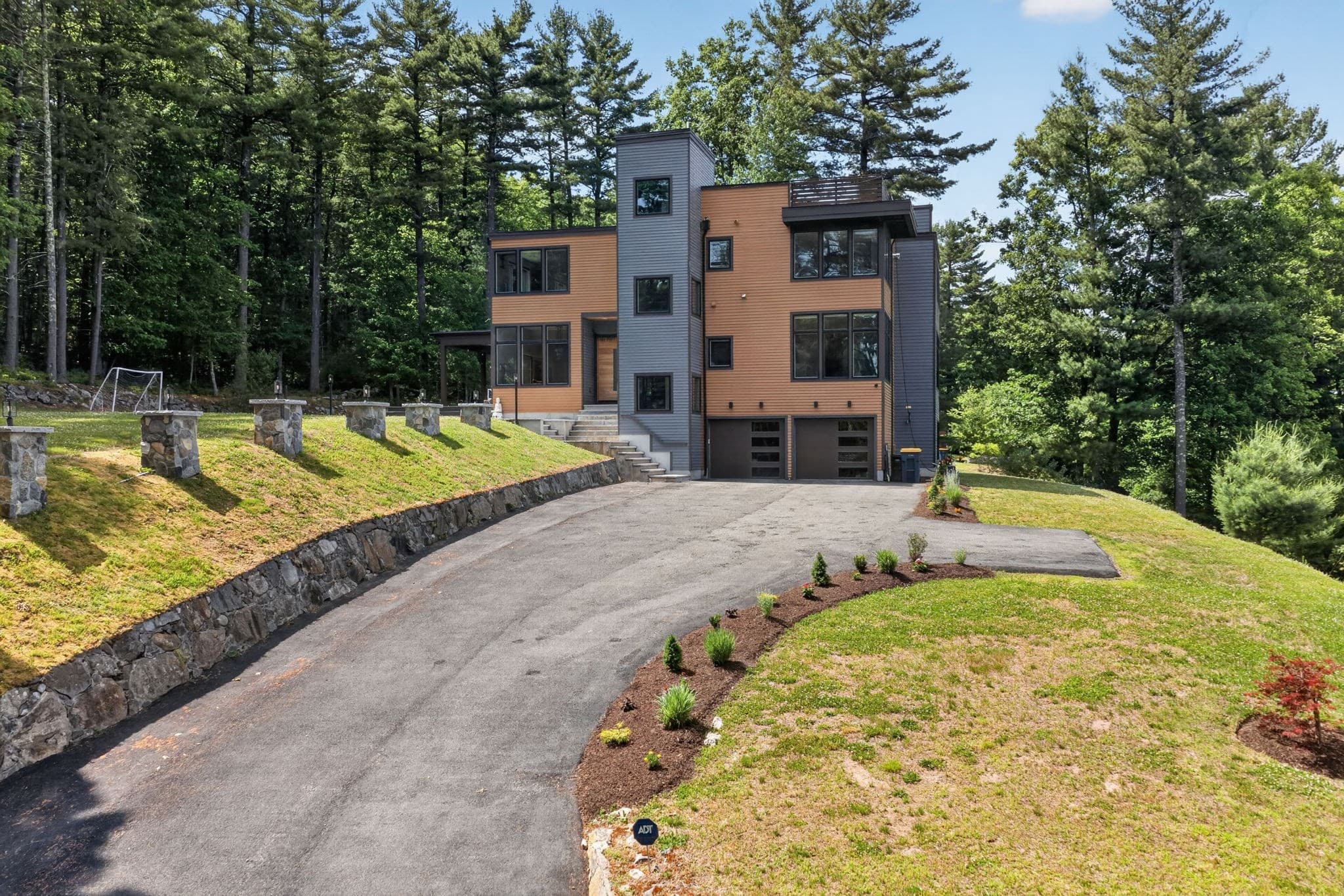 150 Norwood St, Sharon MA 02067