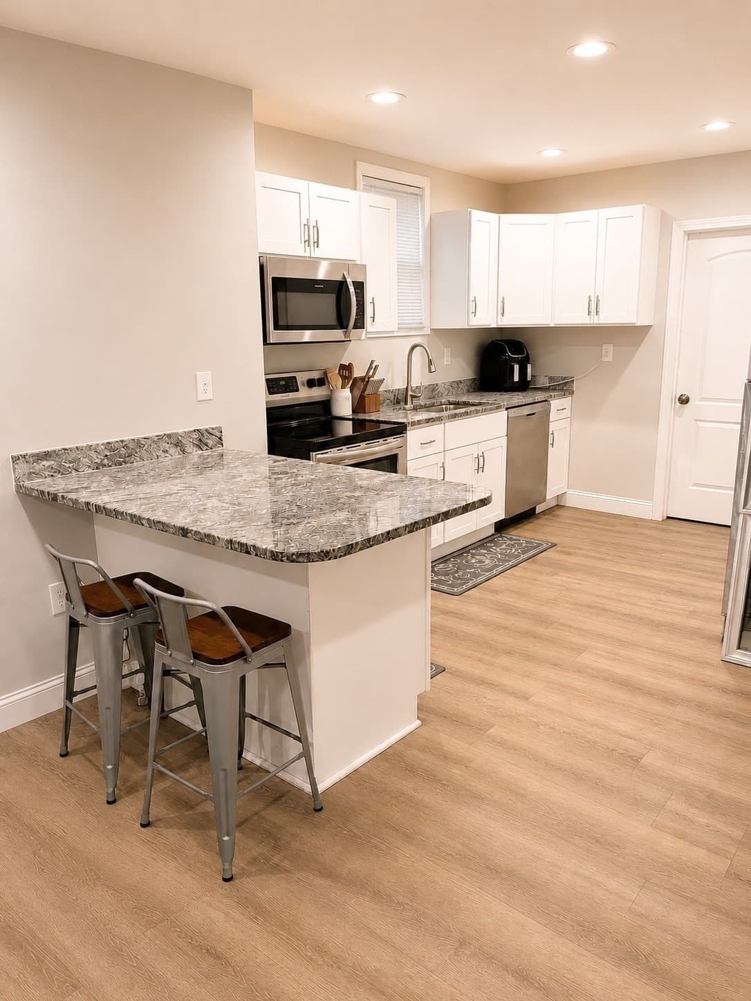19 Westminster St, Worcester MA 01605