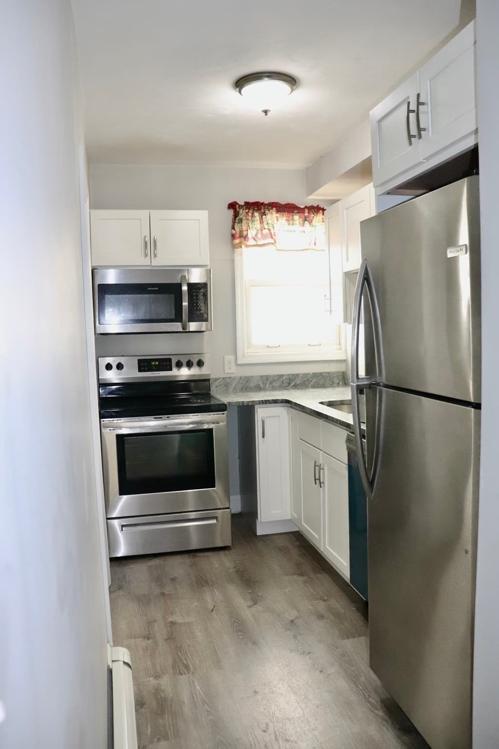3 Family at 19 Westminster St, Worcester MA 01605, photo 9 of 29