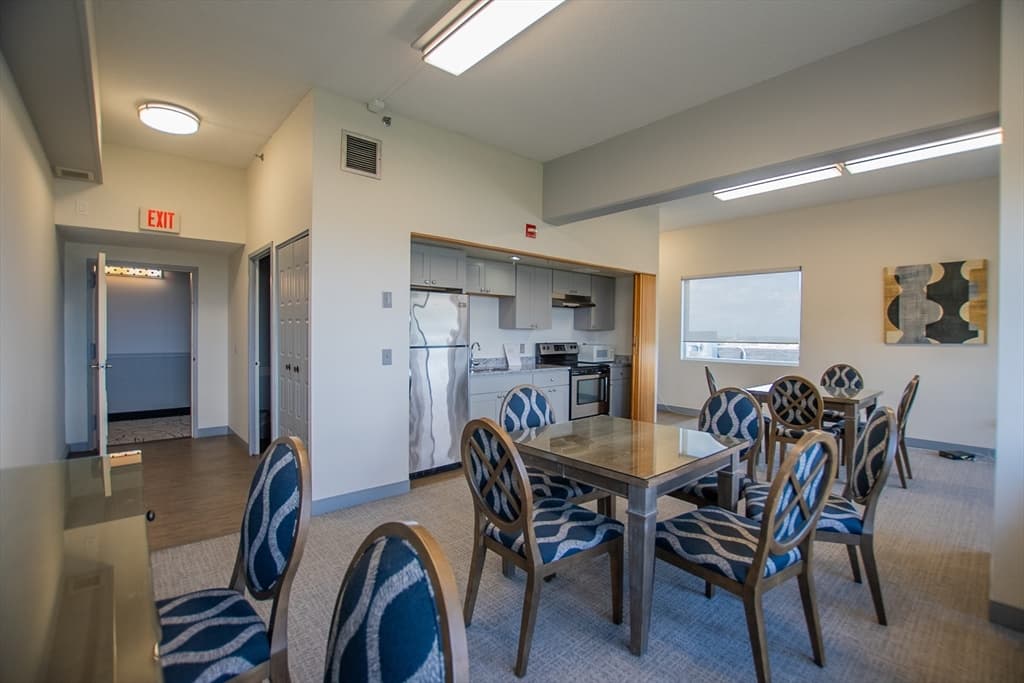 250 Hammond Pond Parkway # 102N, Newton MA 02467 photo 37