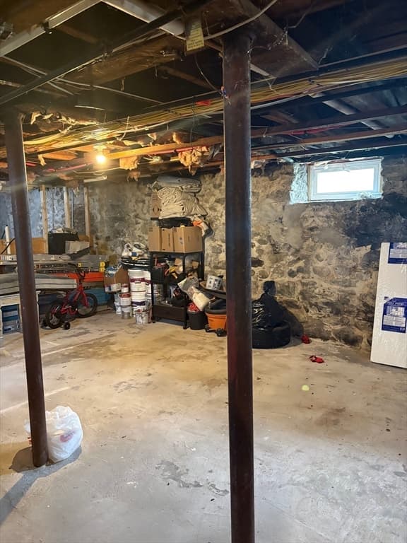 Multi Family at 50-52 Ashland Ave, Methuen MA 01844, Methuen, photo 11 of 19