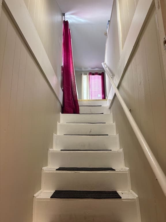 Multi Family at 50-52 Ashland Ave, Methuen MA 01844, Methuen, photo 4 of 19