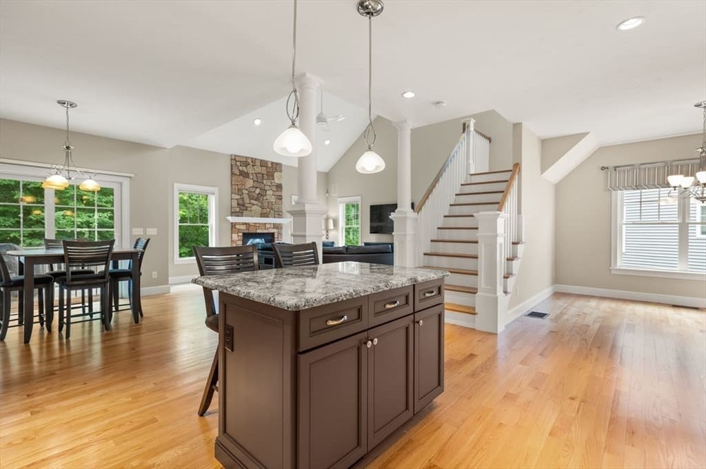 43 Winterberry Ln, Easton MA 02356 photo 17