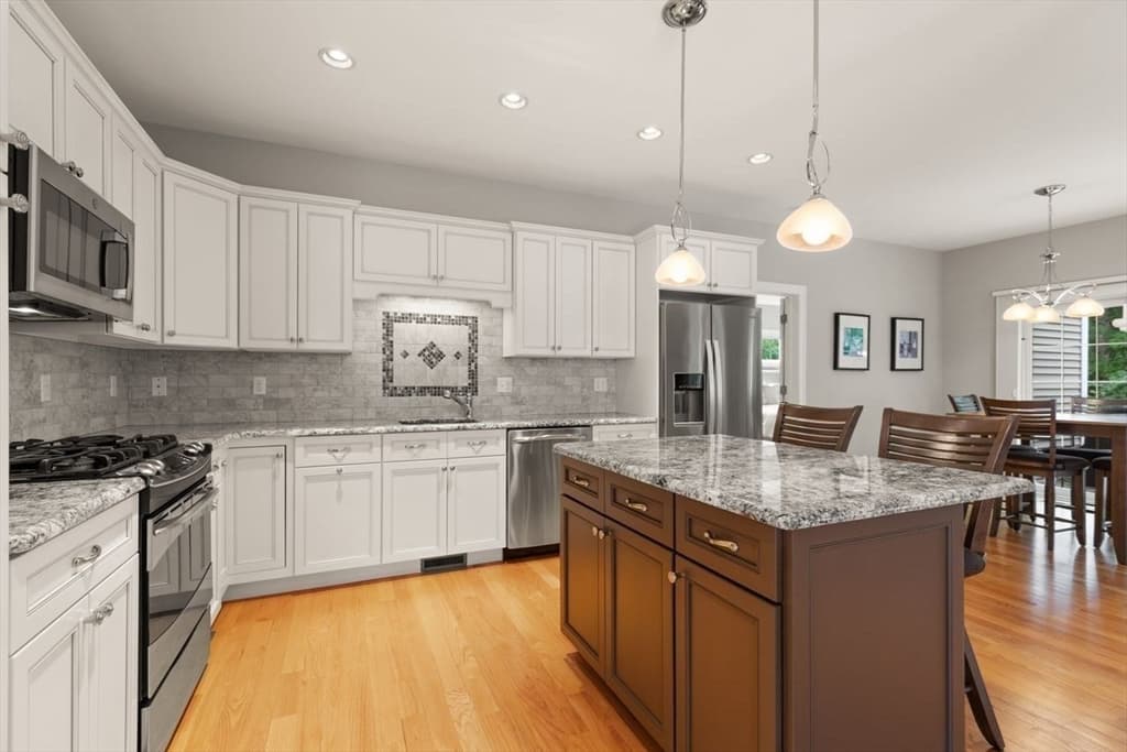 43 Winterberry Ln, Easton MA 02356 photo 19