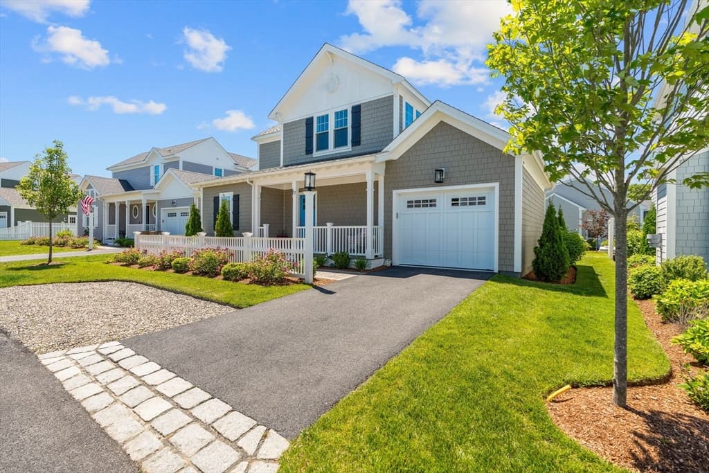 77 Cobblestone Circle, Mashpee MA 02649 photo 2