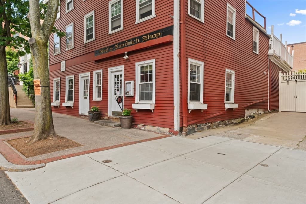 13 Central Street, Salem MA 01970 photo 2