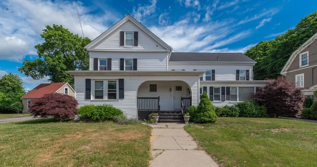 14 Pleasant St # C, Franklin MA 02038