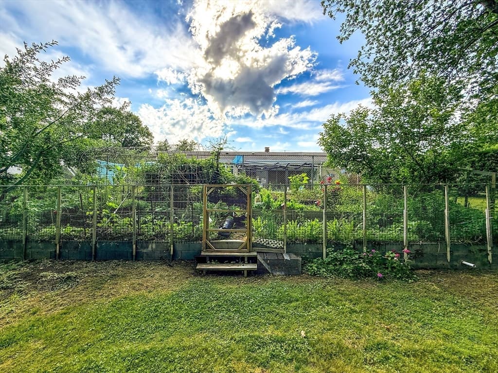 19 Hawthorne Rd, Ashland MA 01721 photo 40