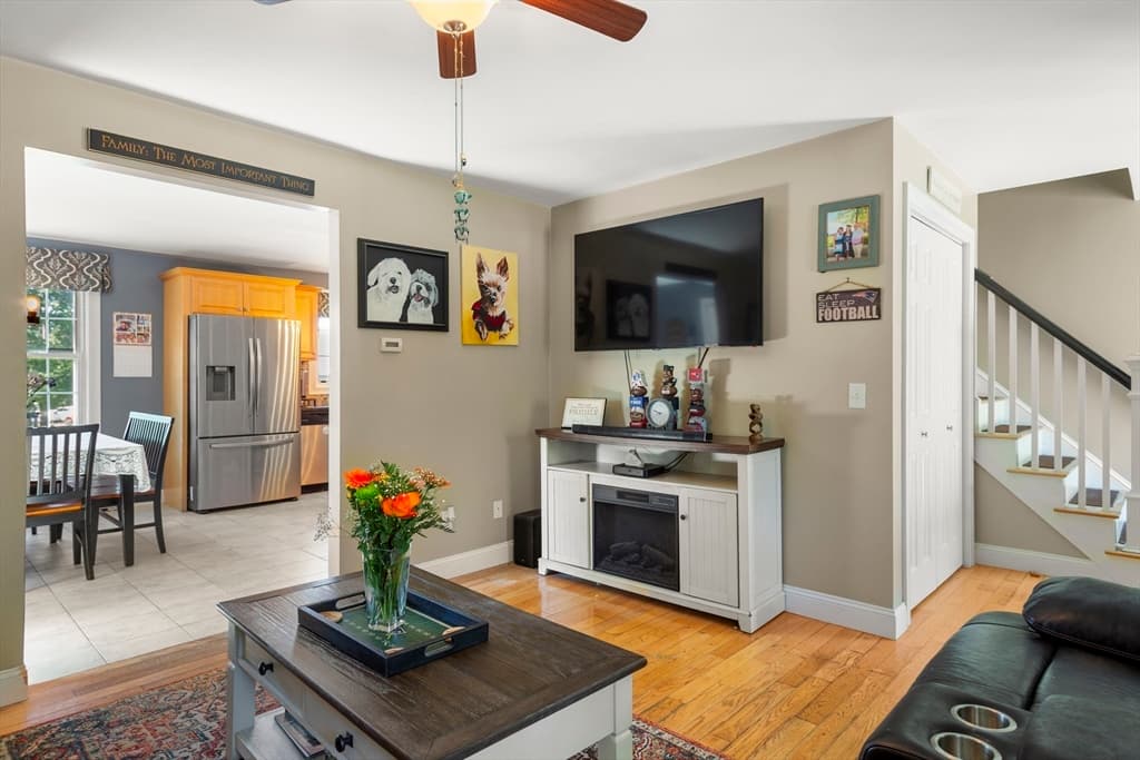 Condominium at 583 Plymouth St # 583, Middleboro MA 02346, photo 16 of 35