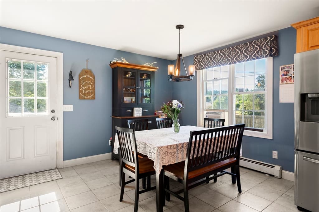 Condominium at 583 Plymouth St # 583, Middleboro MA 02346, photo 12 of 35