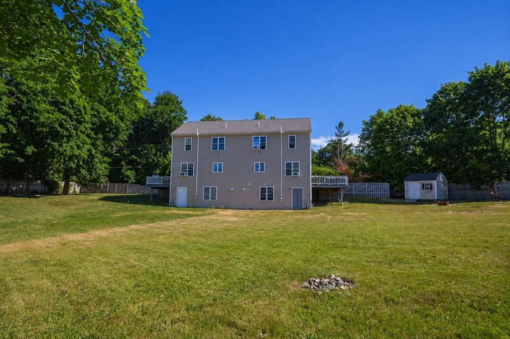 Condominium at 583 Plymouth St # 583, Middleboro MA 02346, photo 34 of 35