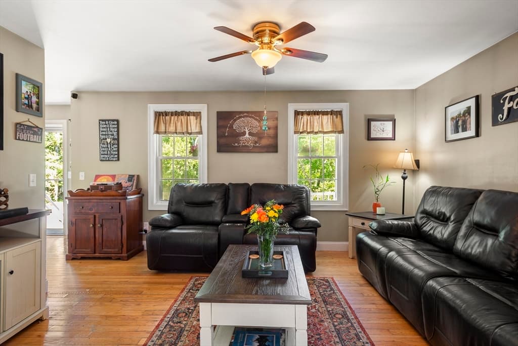 Condominium at 583 Plymouth St # 583, Middleboro MA 02346, photo 18 of 35