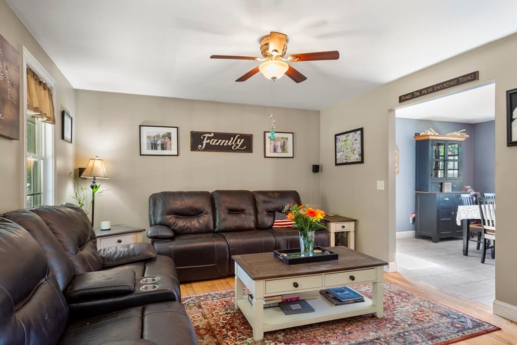 Condominium at 583 Plymouth St # 583, Middleboro MA 02346, photo 15 of 35