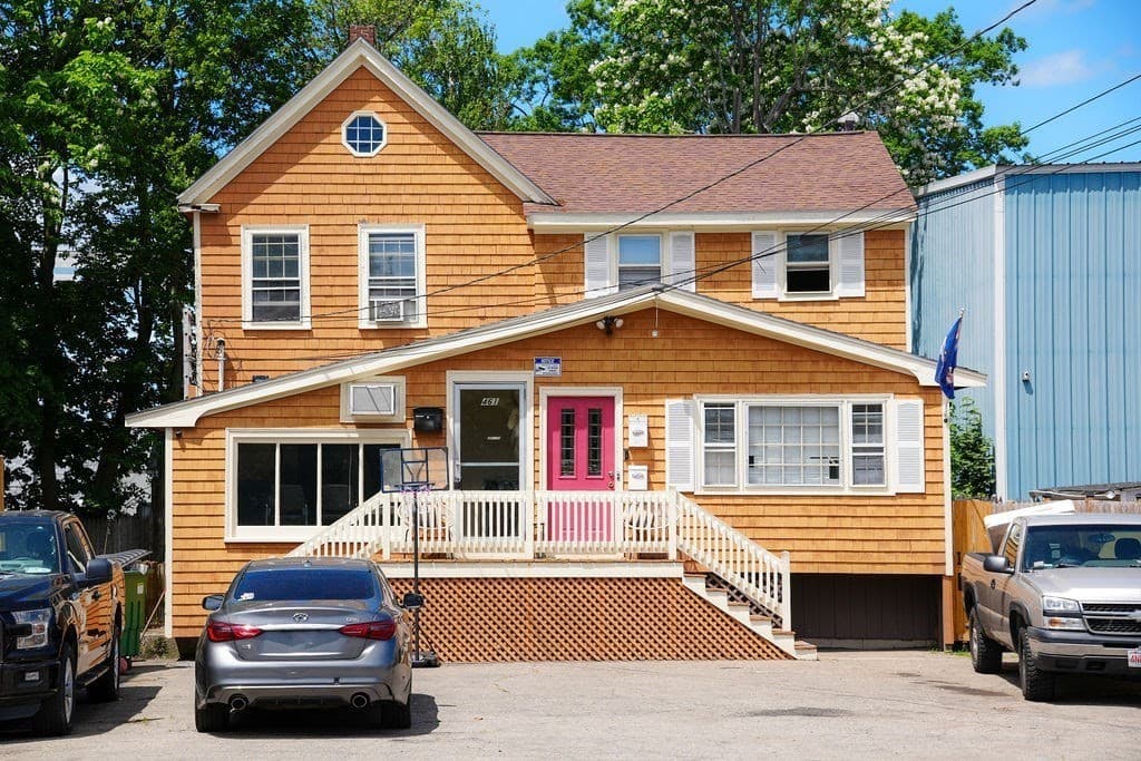 461 Montello St, Brockton MA 02301