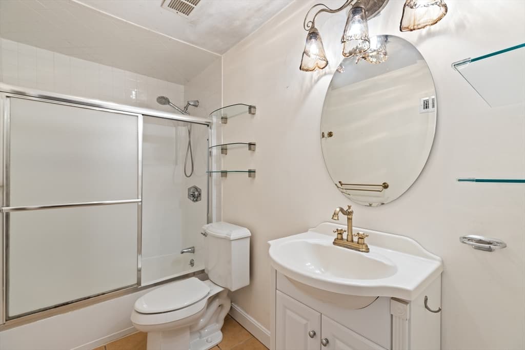 Condominium at 1 Centre St # 9, Canton MA 02021, Canton, photo 11 of 23