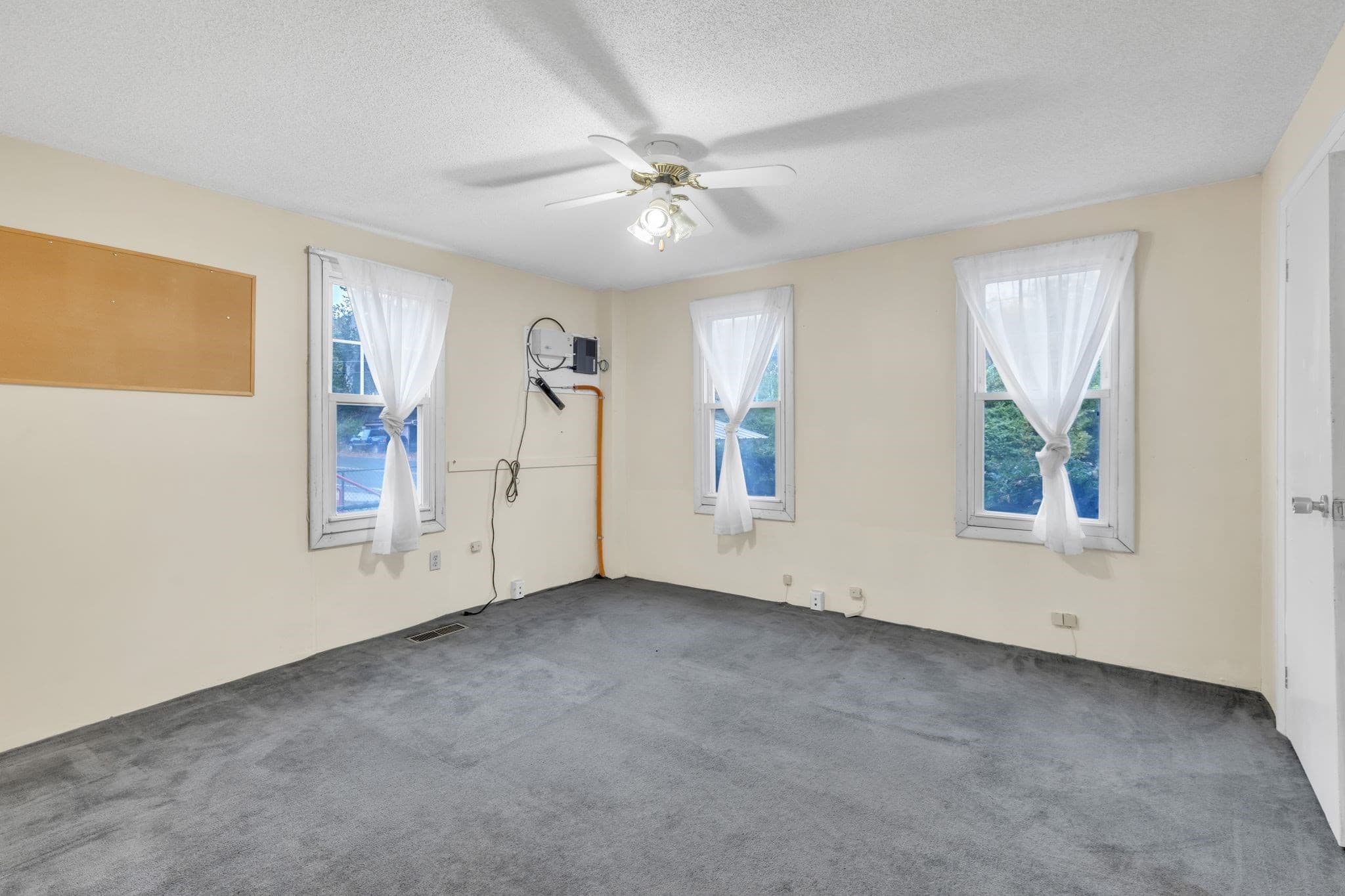 Single Family Residence at 9 Russell Rd, Huntington MA 01050, photo 8 of 42