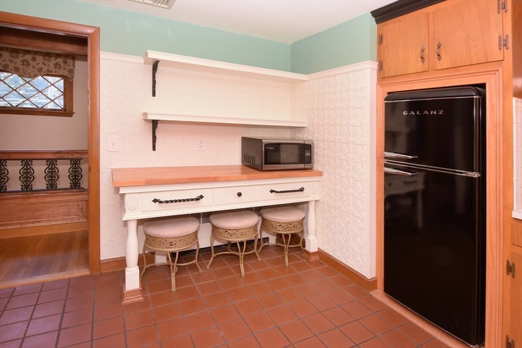 39 Winona Street, Peabody MA 01960 photo 10