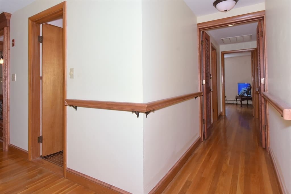 39 Winona Street, Peabody MA 01960 photo 11