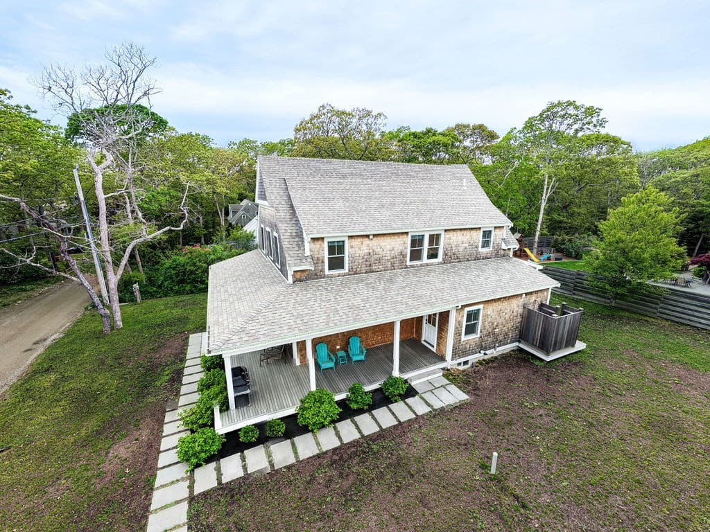 28 Grovedale Road, Oak Bluffs MA 02568 photo 5