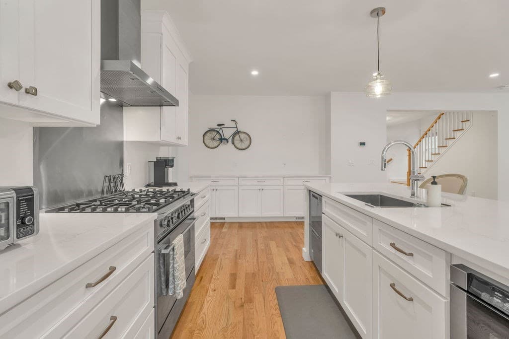28 Grovedale Road, Oak Bluffs MA 02568 photo 14