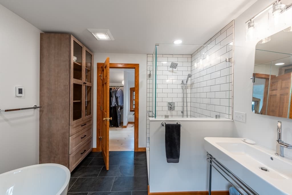 Single Family Residence at 1450 S East St, Amherst MA 01002, Amherst, photo 16 of 40