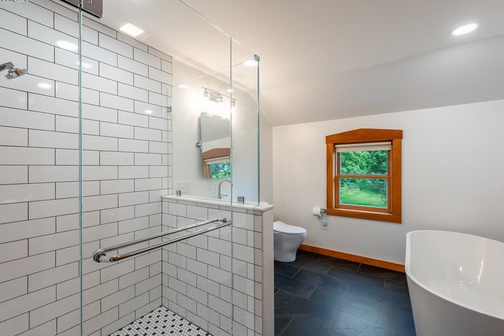 Single Family Residence at 1450 S East St, Amherst MA 01002, Amherst, photo 15 of 40