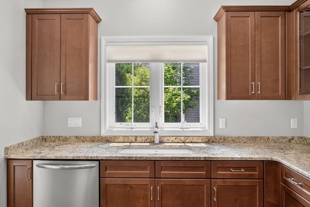 Single Family Residence at 26 Boatwrights Loop, Plymouth MA 02360, Plymouth, photo 13 of 29