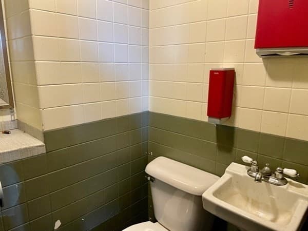 377 Park Ave, Worcester MA 01610 photo 12