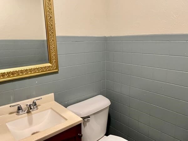 377 Park Ave, Worcester MA 01610 photo 8