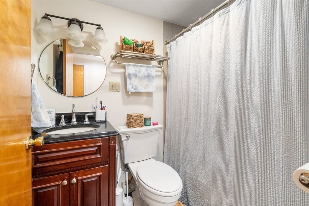 Condominium at 30 Peterborough # H, Boston MA 02215, photo 16 of 34