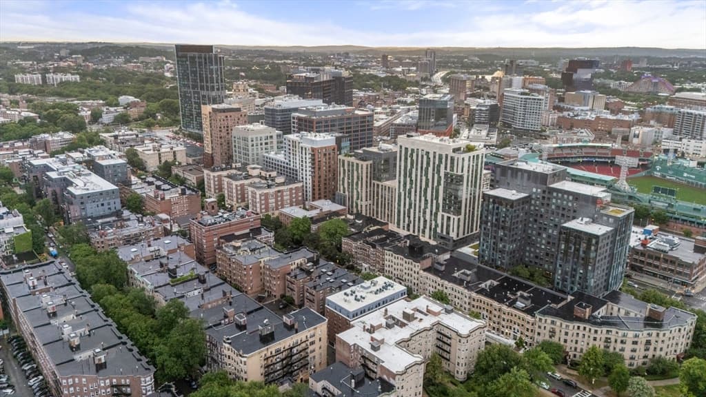 Condominium at 30 Peterborough # H, Boston MA 02215, photo 30 of 34