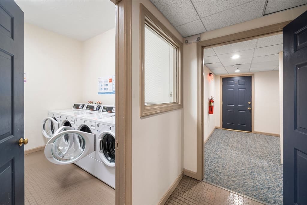 Condominium at 30 Peterborough # H, Boston MA 02215, photo 21 of 34
