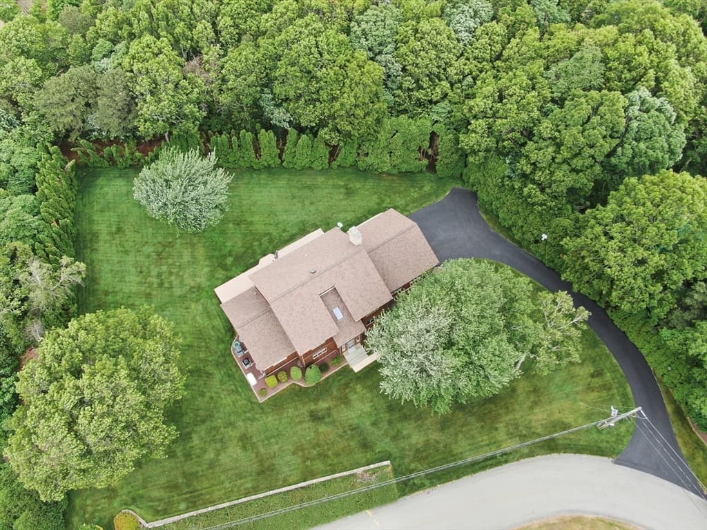 Single Family Residence at 1 Homestead Rd, Bourne MA 02562, photo 30 of 36