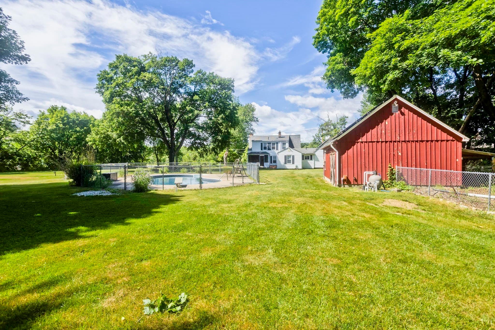 Single Family Residence at 138 Vining Hill Rd, Southwick MA 01077, Southwick, photo 5 of 32