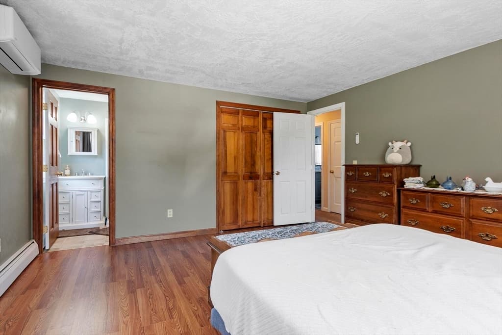 Single Family Residence at 515 Prospect St., West Boylston MA 01583, photo 11 of 27