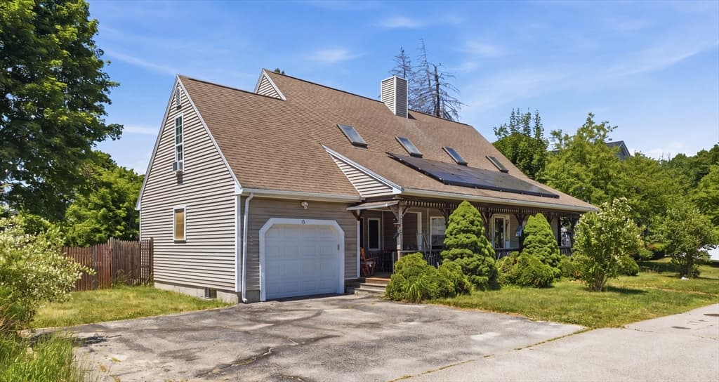 Single Family Residence at 15 Legion Way, Northbridge MA 01534, Northbridge, photo 2 of 27