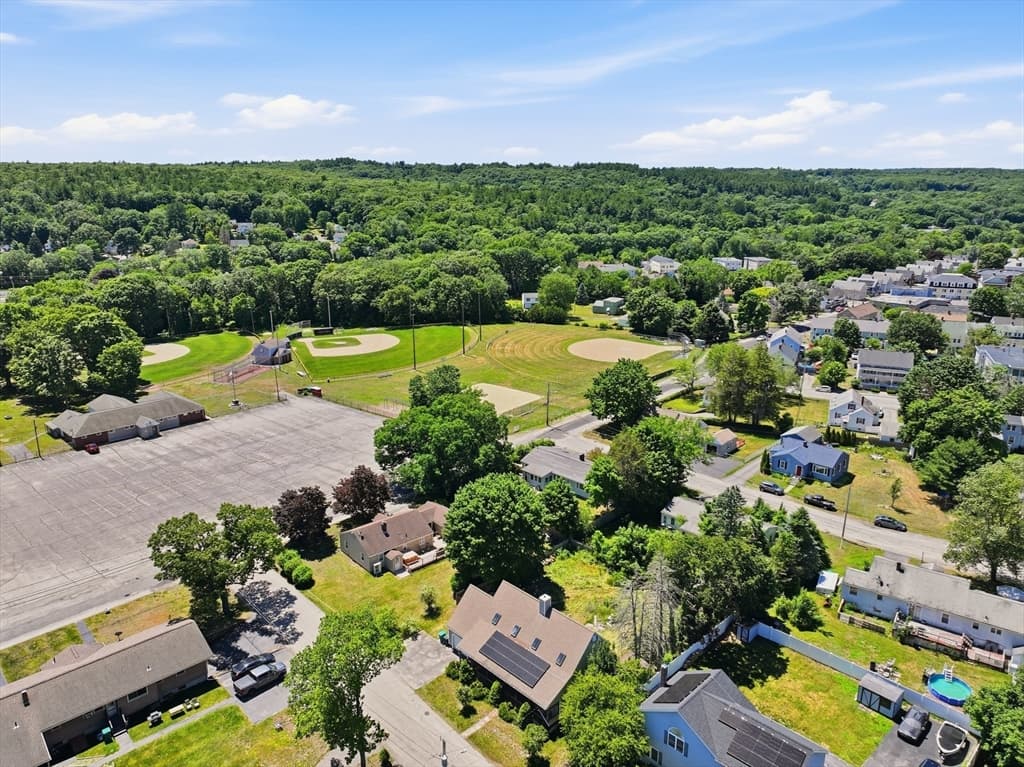 Single Family Residence at 15 Legion Way, Northbridge MA 01534, Northbridge, photo 7 of 27