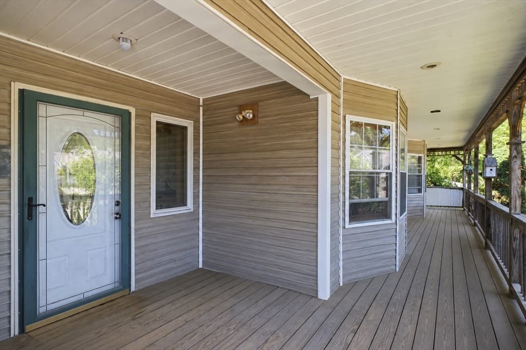 Single Family Residence at 15 Legion Way, Northbridge MA 01534, Northbridge, photo 4 of 27
