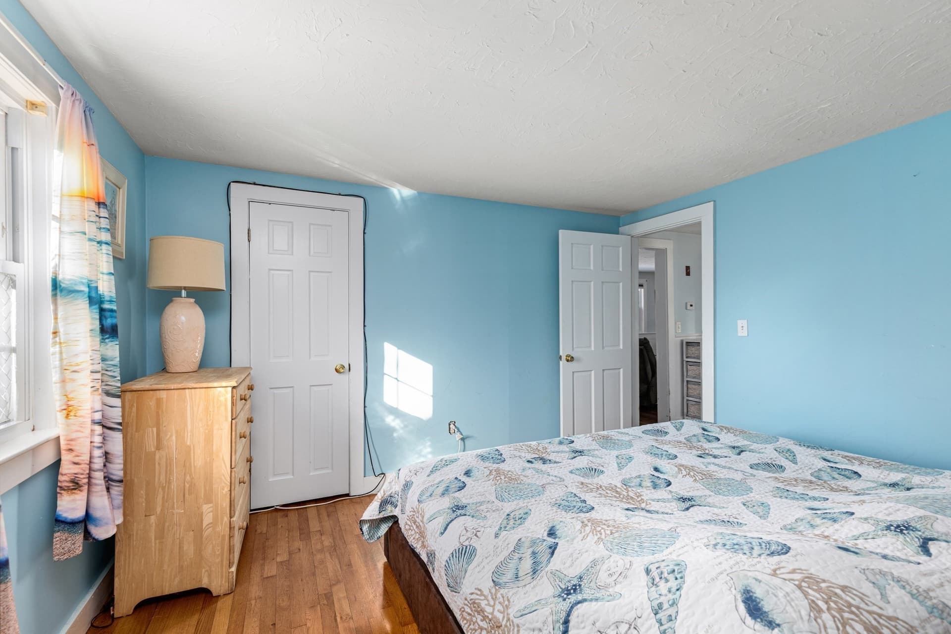Single Family Residence at 46 Pawkannawkut Dr, Yarmouth MA 02664, photo 13 of 26