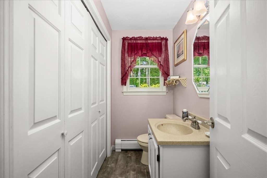 108 Marston Ave, Barnstable MA 02647 photo 16