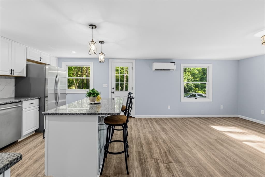 380 Brayton Rd, Tiverton RI 02878 photo 12