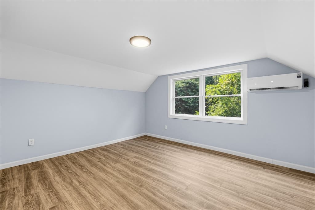 380 Brayton Rd, Tiverton RI 02878 photo 28